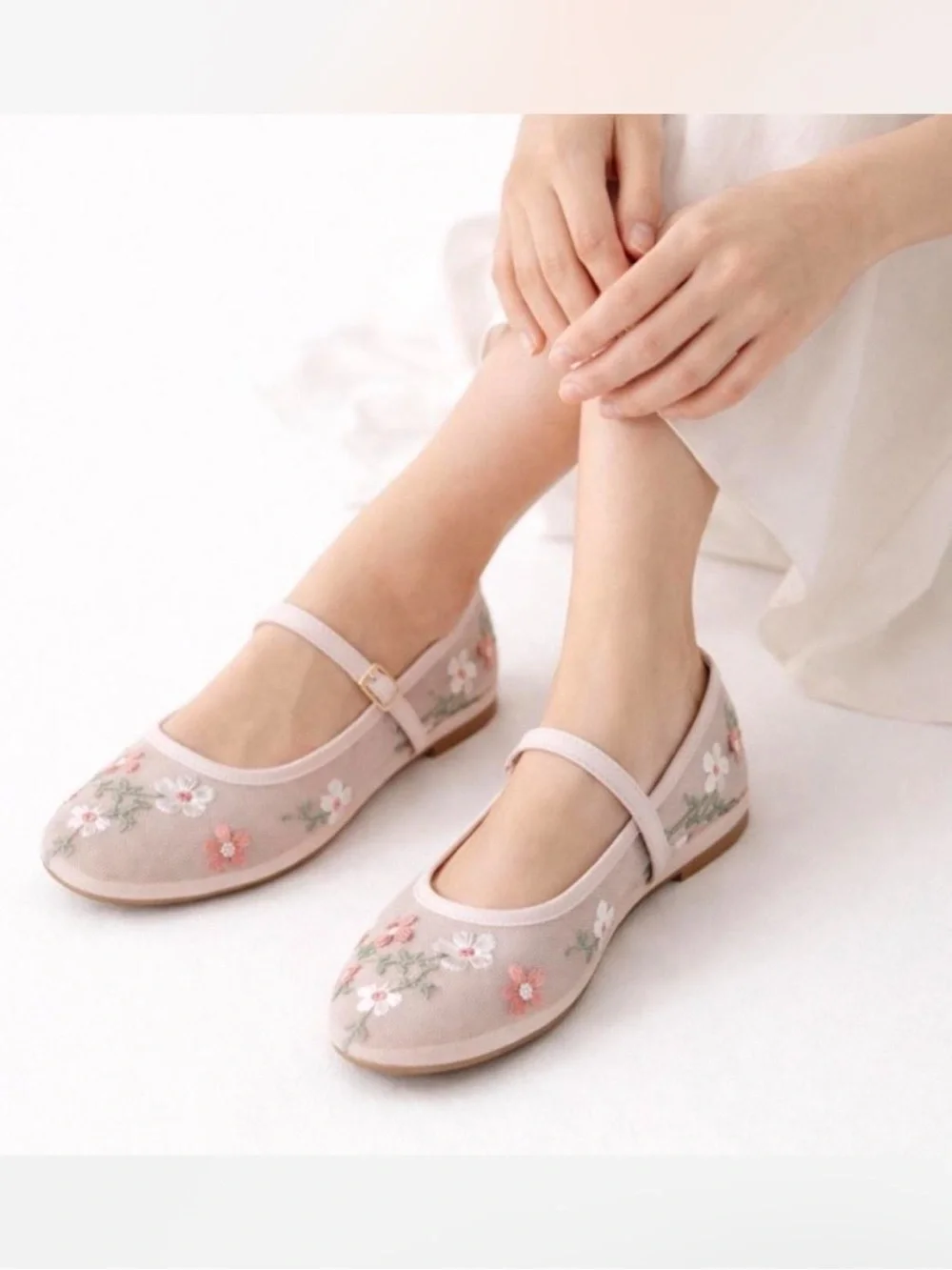 Brand New in Box Wild Fable Embroidered Pink Mesh Flats
